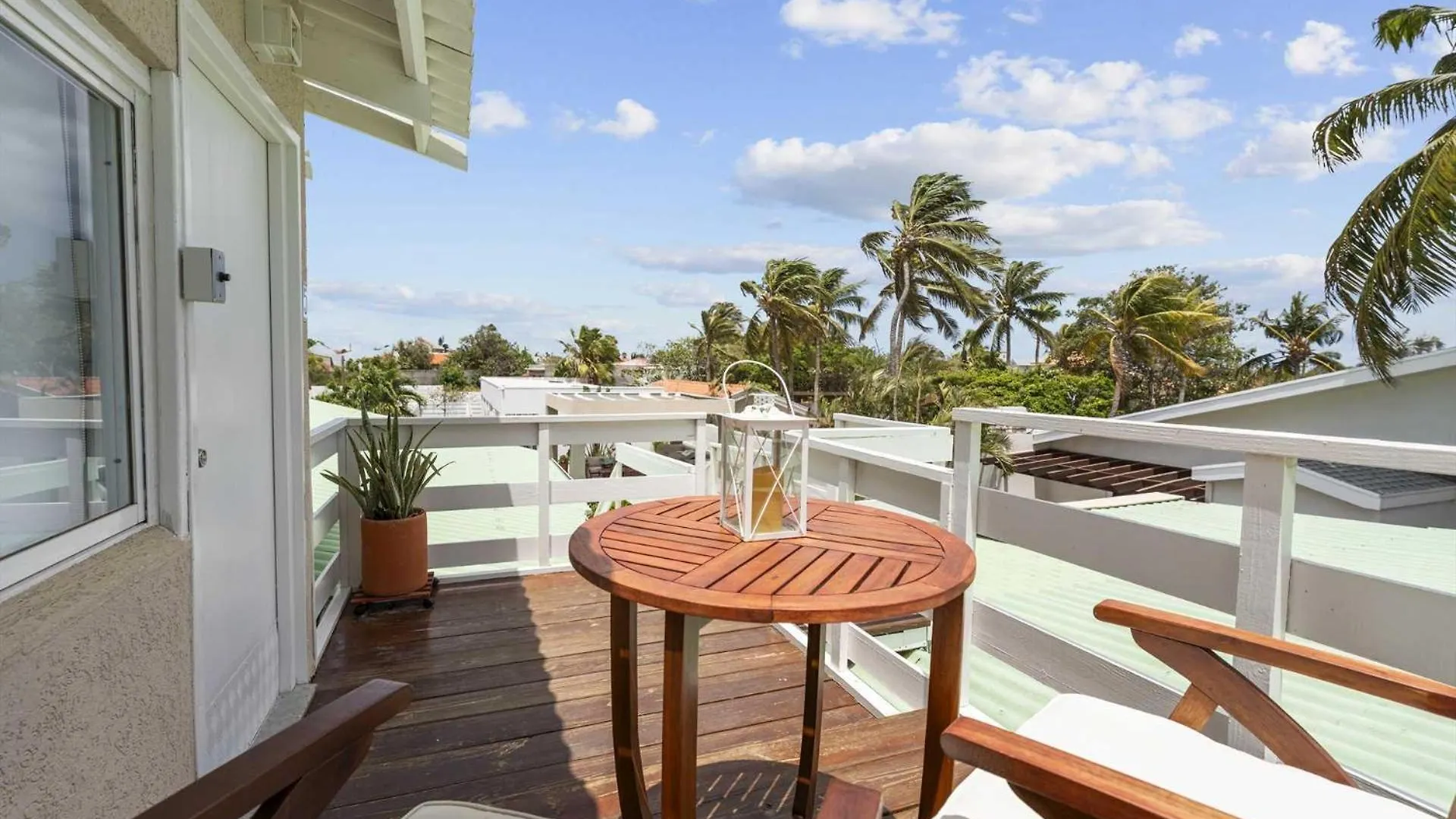 Wlr5 - Studio Near Palm Beach - White Lotus Retreat Aruba