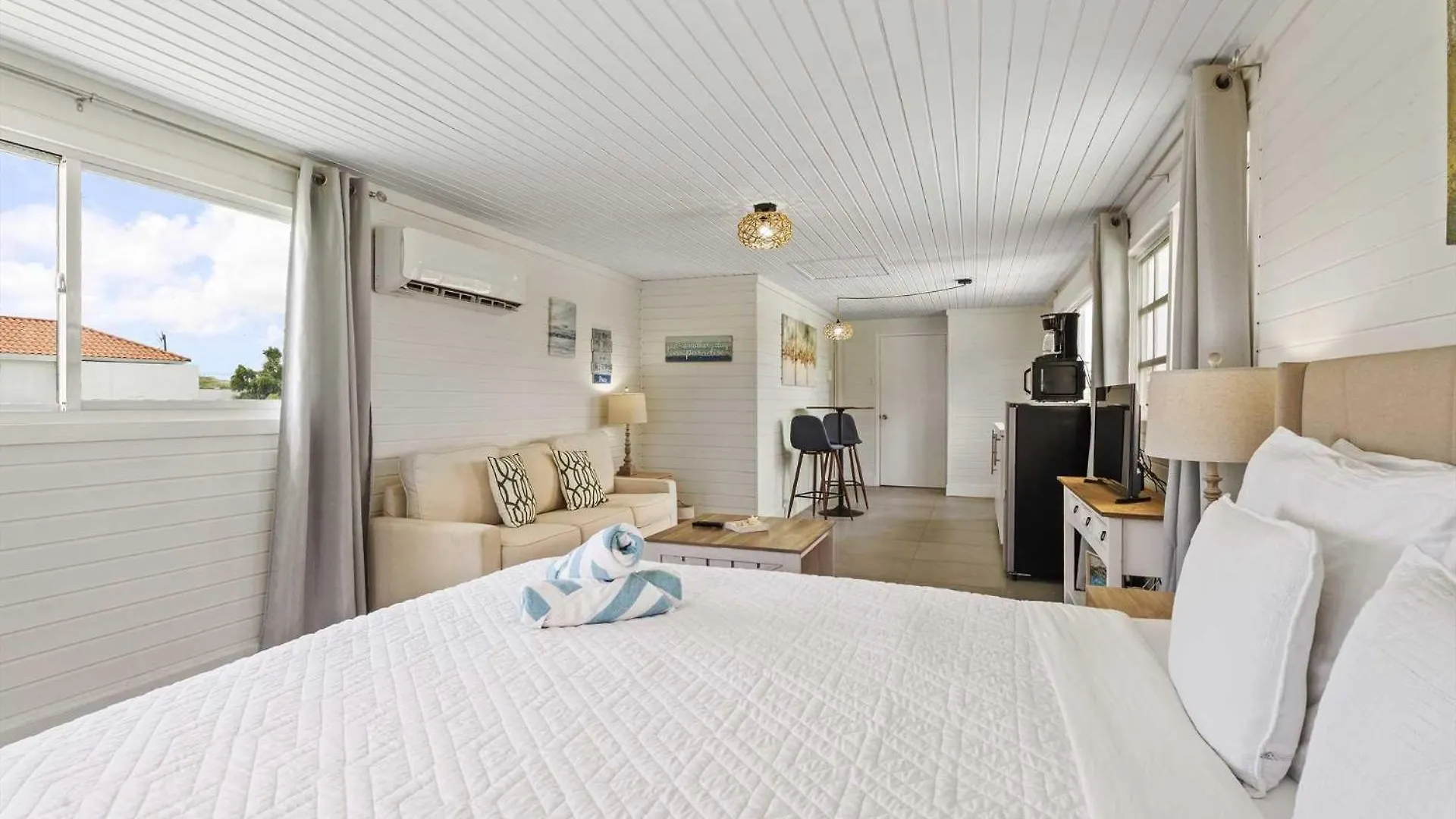 Wlr5 - Studio Near Palm Beach - White Lotus Retreat Apartment